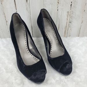 Gianni Bini Suede Peep Toe Pump Heels Black Size 7.5